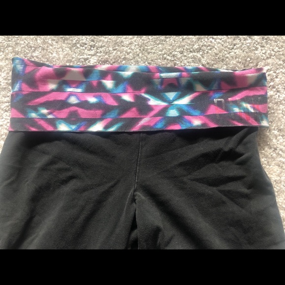 VIctoria secret PINK Yoga Pants / leggings - Picture 2 of 3